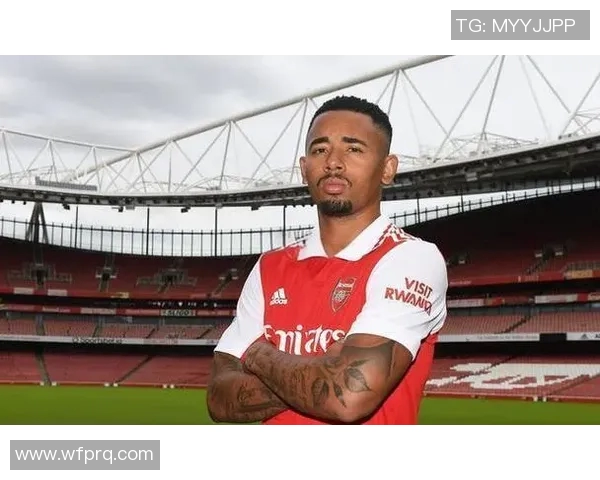 阿森纳新秀在赛季初期的精彩表现引发球迷热议与期待