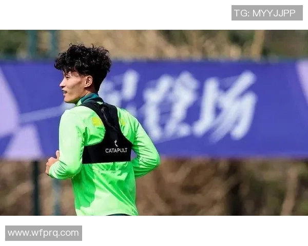 拉莫斯加盟国安引发中超联赛热潮球迷期待新星表现与球队未来发展