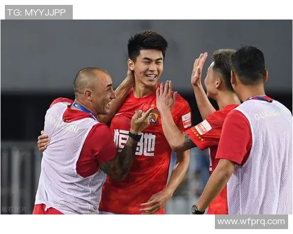 吴澄舒射门精彩瞬间回顾助力球队逆转胜利的关键时刻