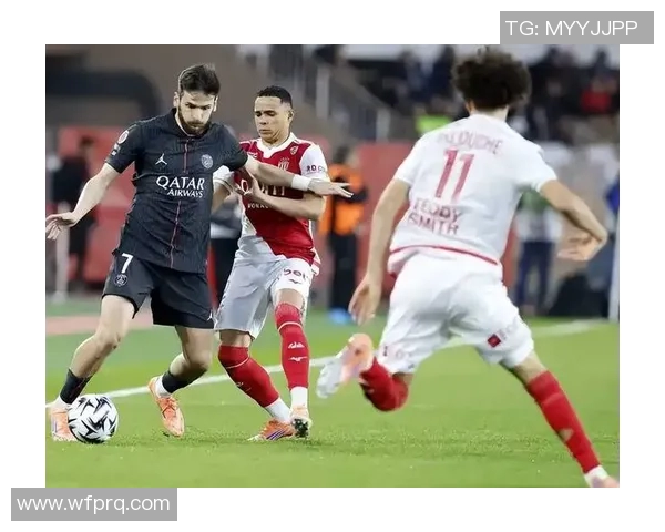 皇马主场大胜,继续领跑西甲榜首位置 皇马主场大胜,继续领跑西甲榜首位置